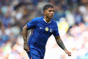 记者：恩佐比罗德里更接近加盟皇马，弗洛伦蒂诺不想签后者